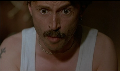 eccentricouatluvr: Robert Carlyle in Trainspotting      4/? screencaps by me  :)