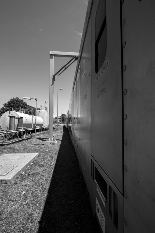iironlak:  Empty Newcastle train yard exploring With knarfizm 