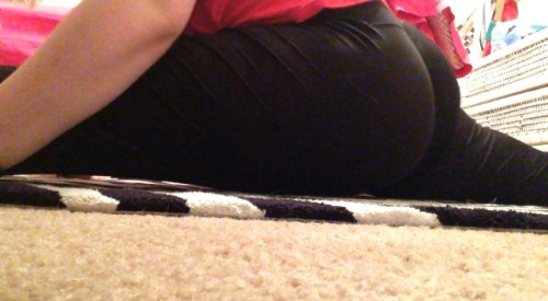 lamebutmynsfw:  sorry for not being on so much december has been a busy month! but here’s a few pics for y’all;)