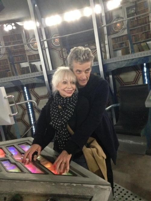 circular-time:  sedxctively-dedxctive:  Katy Manning and Peter Capaldi on the Doctor Who set  That second to last picture though  #somethinginmyeye 