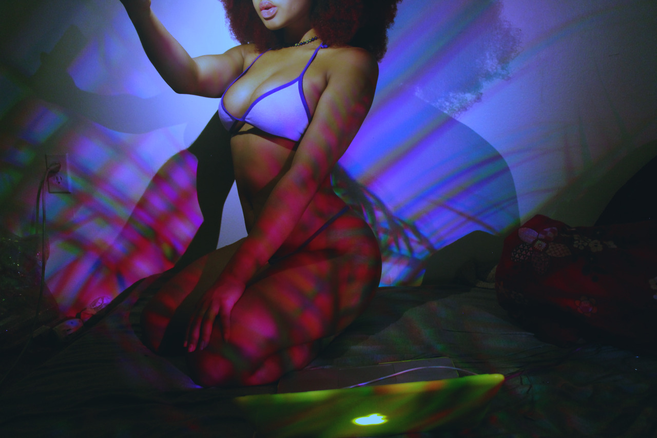 thotfulshawty:self portraits