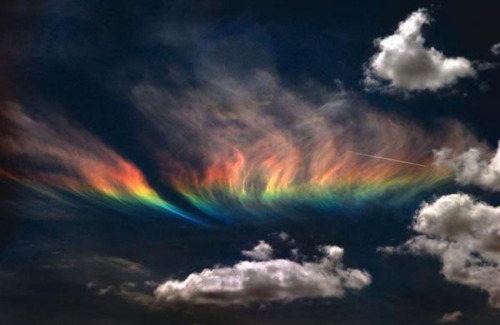 This is a photo of a “fire rainbow”. Technically,it is known as a circumhorizontal arc which is an o