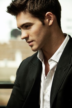 eddy-eddy:  Steven R McQueen by Jason Goodrich