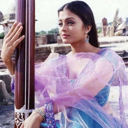 duskissed:aishwarya rai 