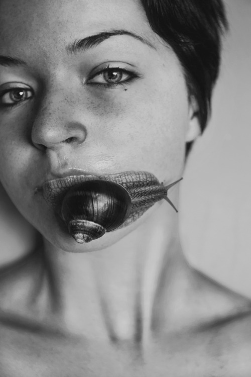 elenahelfrecht: Selfportrait. FacebookWebsite
