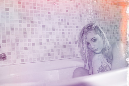 katarinamariemodelphotography:  #bath #bathset #emotive #nude #erotic #voyeuristic #fooddye #altmodel #altgirl #tattooedmodel #laikamodel laikamodel