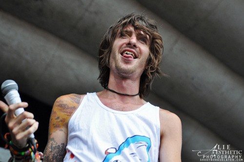 mitch-luckers-dimples:  Derek Sanders // Mayday Parade by Alie Krohn on Flickr. 