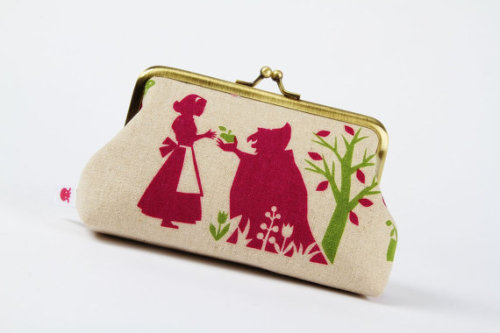 Snow White Silhouette Clutch by Octopurse Their purses are pretty on point in general. Check them ou