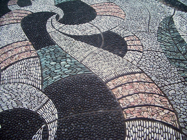 asylum-art:  10 Magical Pebble Paths That Flow Like Rivers   The garden or back-yard