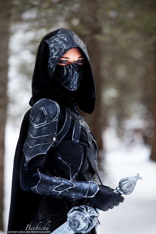 guywithamohawk:yubel198:leadscompliments:i-fangurl:Hijabi awesome cosplaysThese are really awesome. 