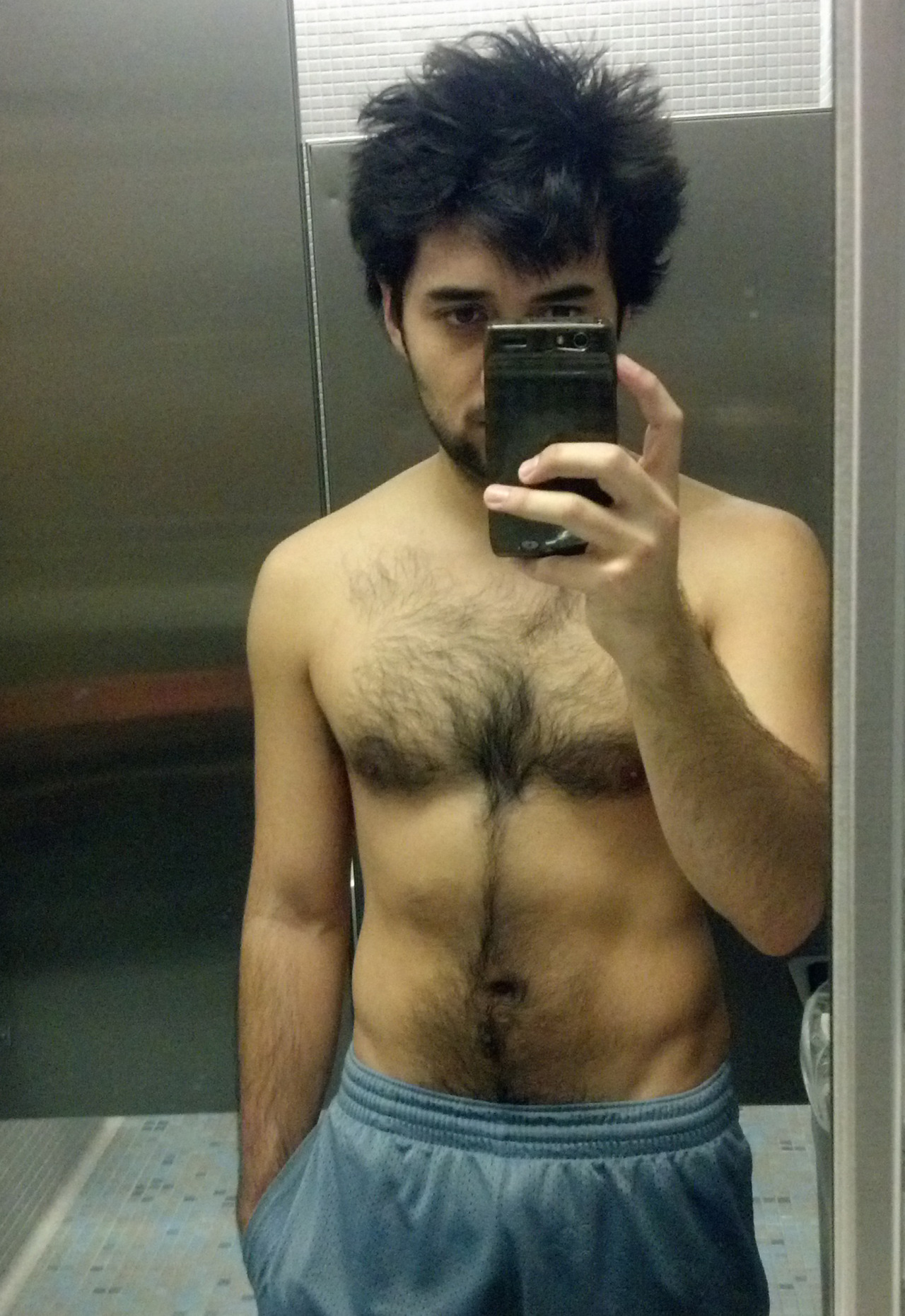mingpicket:  my stomach woulda looked better, but there were too many people doing