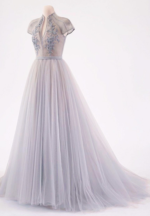 Linda Friesen ‘Lady Grey’ Haute Couture Wedding Gown