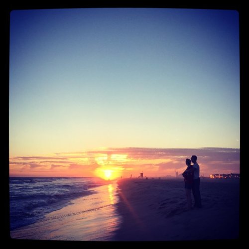 Beach couple #sunset #cali #calibeach #California #summer #romance #americana #america #couple #roma