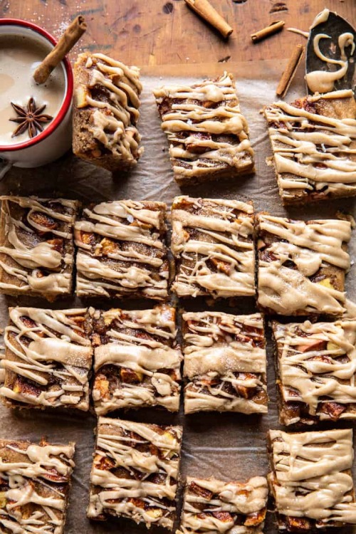 sweetoothgirl:    brown butter apple blondies with cinnamon maple glaze