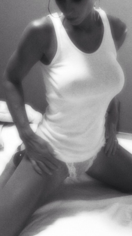 brityjo23:  … a very underrated piece of lingerie…💋