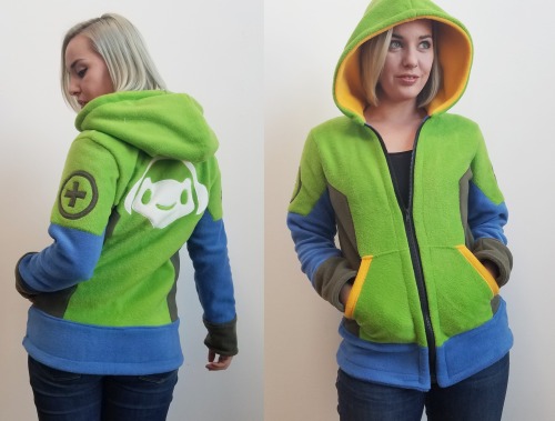 lisa-lou-who: My newest handmade hoodie designs show some love to my favorite support =3 Because the