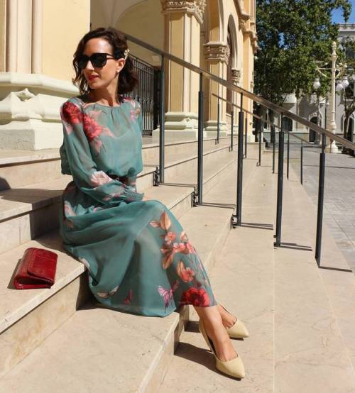 @_amparosebastia wear zaful floral dress【Shop the dress here】Coupon code:ZAFULLOVE66  @zafulfas