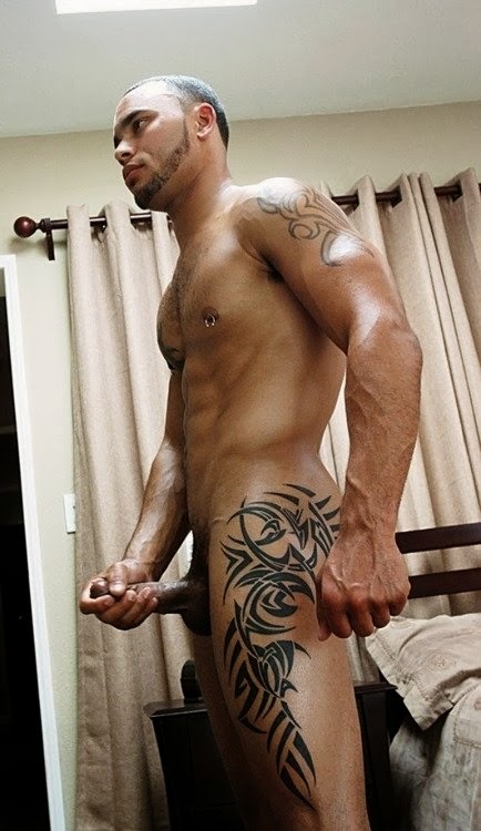 chelseabanker:  ENJOYING HIS BONER