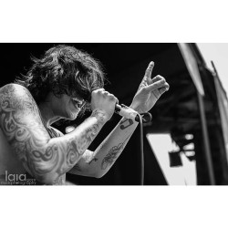 laiagorephoto:  Another shot of @kellinquinn of @sws_official ! @warpedtour #kellinquinn #sws #sleepingwithsirens #warped2014 #warpedtour #photography #Nikon #concertphotography #concert 