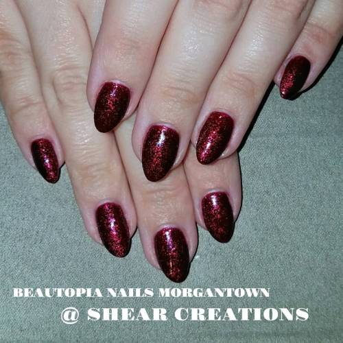 CND Shellac in Garnet Glamour #nails #nailart #nailstagram #nailartofinstagram #cnd #cndshellac #nat