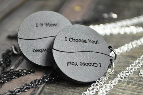 geek-studio:   Pokeball/Masterball Customizable friendship necklaces 