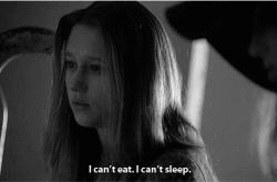 No puedo comer. No puedo dormir.