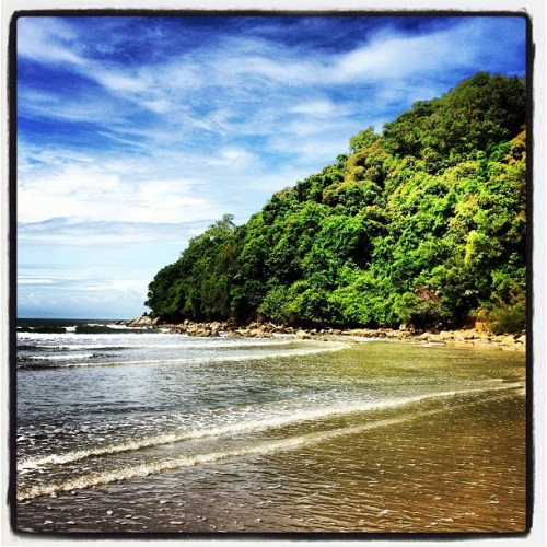 I love this place so much! #borneo #shangrila #beach #sea #heatwave #amazing (at Shangri-La’s 