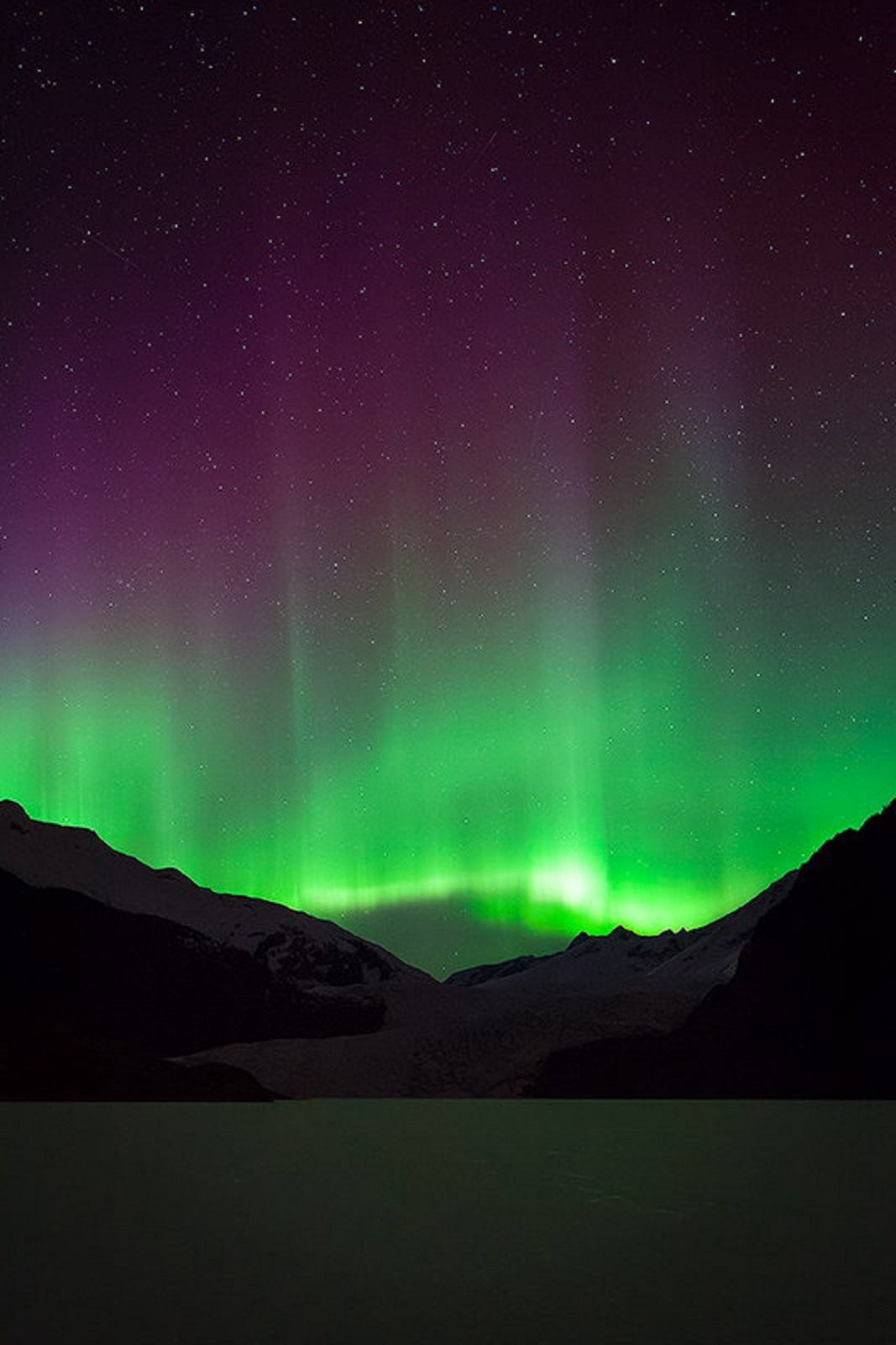 skyvvard:  Mendenhall Aurora || by Kent Mearig