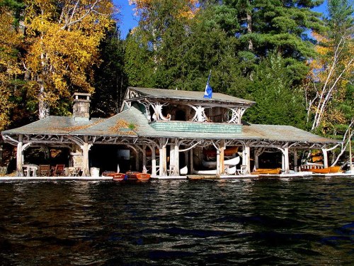 boat house