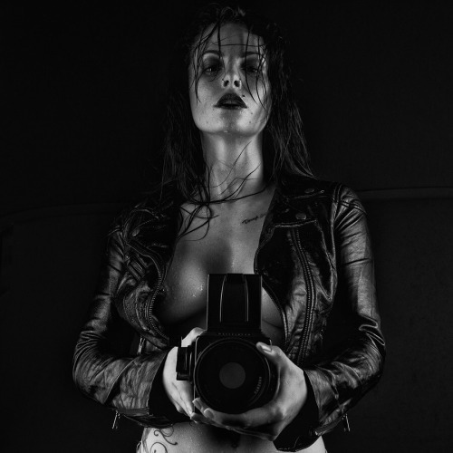 Porn Pics dreaming-glamour-girls:  Model: Rebecca LotusPhotographer: 