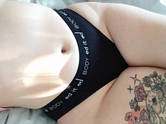 iridescent-ivyy:  chunky monkey 🐵 