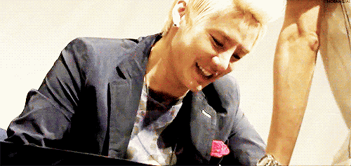 hobangjae:  6/50 of Kim Junsu ; when a fanboy comes to a fansign …  