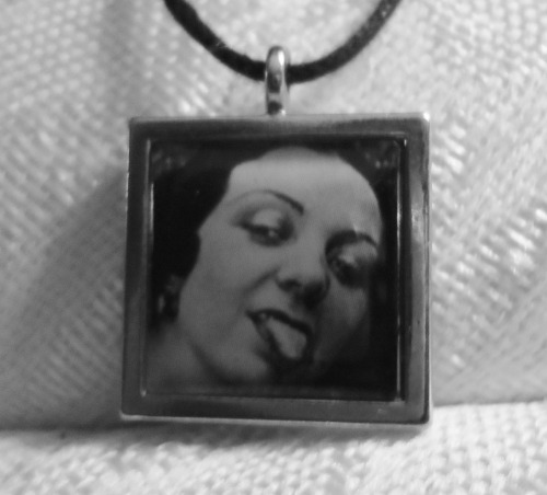 Sex My pal Katie got me this necklace a month pictures