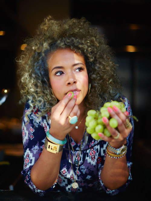 365daysreporting:KELIS GRADUATED FROM LE CORDON BLEU — NOW SHE’S WRITTEN HER FIRST COOKBOOKA profess