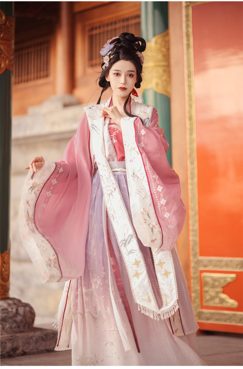 hanfugallery:chinese hanfu for couples in qixi festival theme by 宴山亭