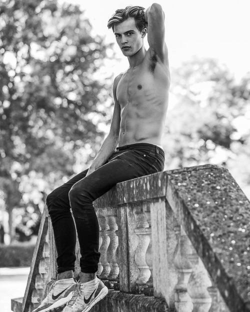 themitchme:Parker van Noord by Arnaldo Anaya-Lucca