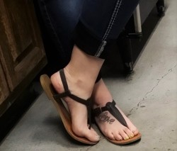 All Candid Feet