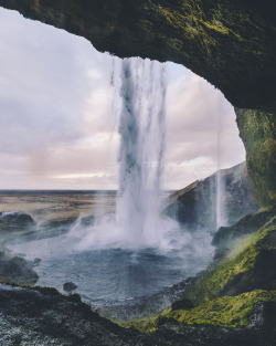 merlinkafka:  Behind the waterfall Instagram | Web 