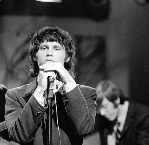 soundsof71:The Doors: Jim Morrison and Ray Manzarek, NYC 1967, by Linda McCartney, my edit of origin
