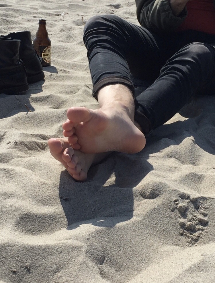 feetman80:  My friends feet 