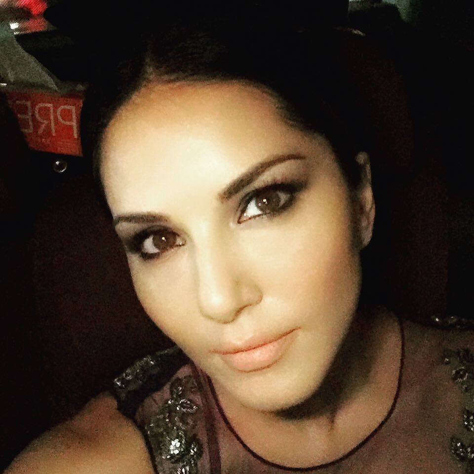 Love my make up and hair tonight. Smoky eye and mat nude lip! Thanks Natasha and