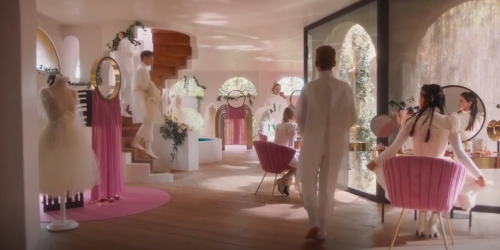 Decors in Paradise Hills 2019 directed by Alice Waddington feat. Emma Roberts 