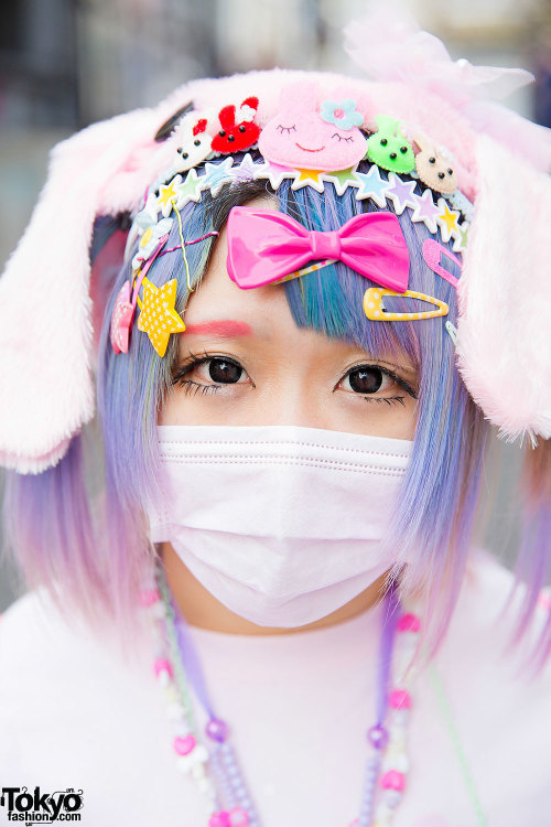 tokyo-fashion:  Maro on the street in Harajuku wearing a pastel look that features a Manamoko sweatshirt, My Little Pony sackpack, loose socks, and accessories from 6%DOKIDOKI and SPANK!. Full Look 