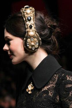 mulberry-cookies:  Dolce & Gabbana Fall/Winter