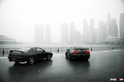 vteced:  sparf:  njborn95:  awd-doitonallfours:  vehicularmanslaughter:  R32 or R34???  32 please.  