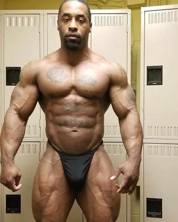 needsize:  Dectric Lewis