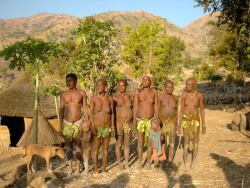 Koma women.