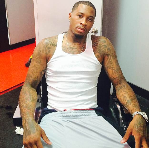 reshawndbrown: niggacrusheveryday:  He look so good! That’s can be bae! ♥️❤️😏
