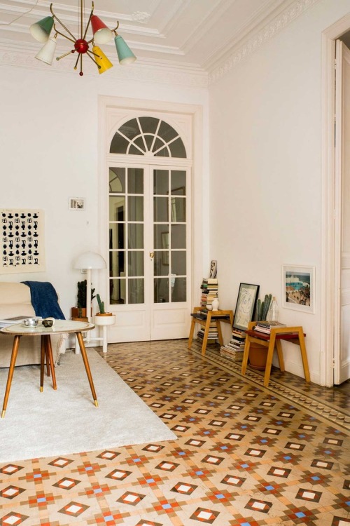 Home In Barcelona | Photos By Cesar Segarra