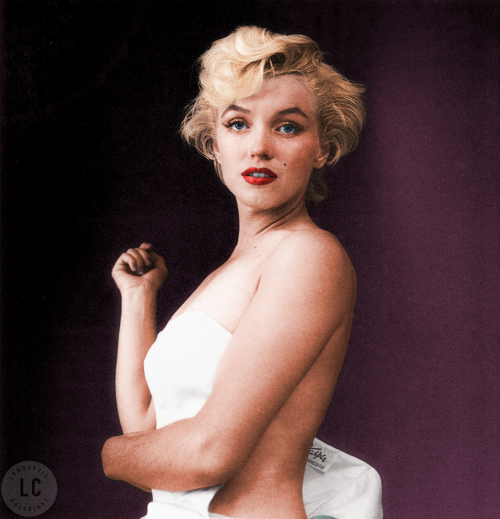 Marilyn Monroe.Photographed by Milton Greene, 1954.Colored by Lombardie Colorings.__________________